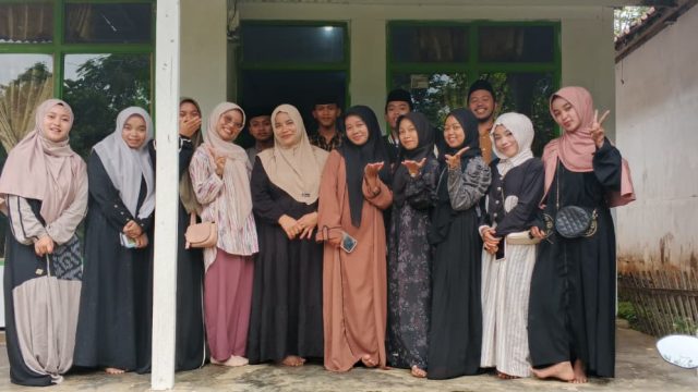 Pererat Tali Persaudaraan, Kader IPNU-IPPNU Krucil Zona Barat Gelar Silaturahmi Door-to-Door