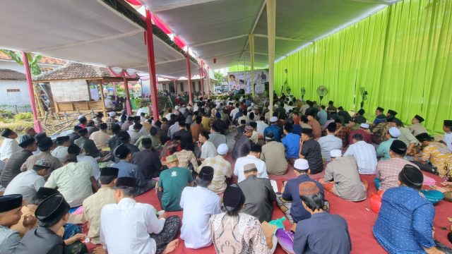 Ribuan Alumni Hadiri Haul Akbar ke-11 di PP Darul Lughah Wal Karomah 3 Probolinggo