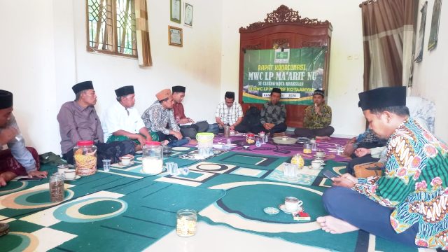 Kuatkan Sinergitas, LP Ma’arif NU PCNU Kraksaan Kunjungi Kotaanyar