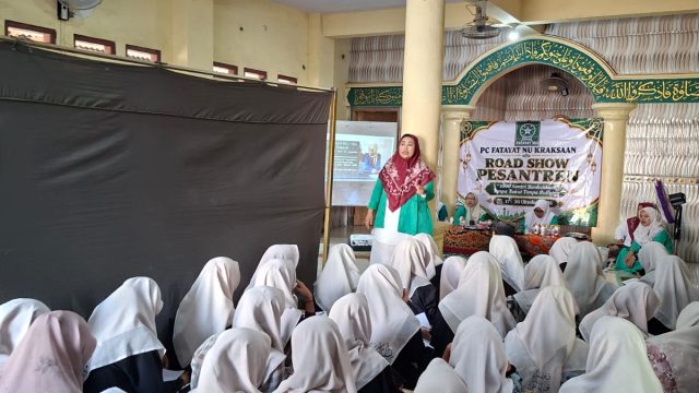 PC FATAYAT KRAKSAAN LANJUTKAN ROAD TO PESANTREN, GAUNGKAN GERAKAN ANTI-BULLYING
